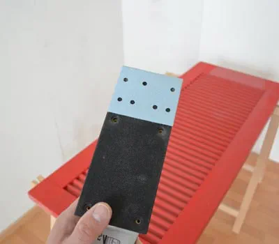 The DUPLEX linear sander and slat sanding pad are ideal for sanding shutters with an intact coating.