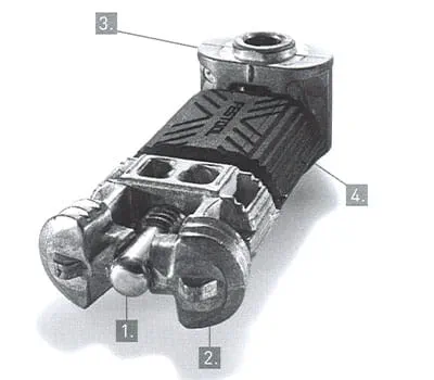 Detachable corner connector