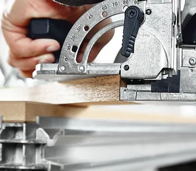 Select the routing height based on the workpiece