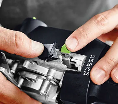 Setting the routing depth