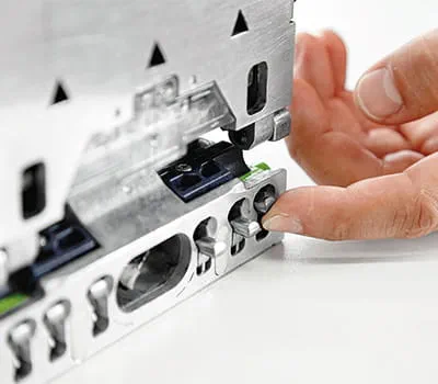 Selecting the hole distance