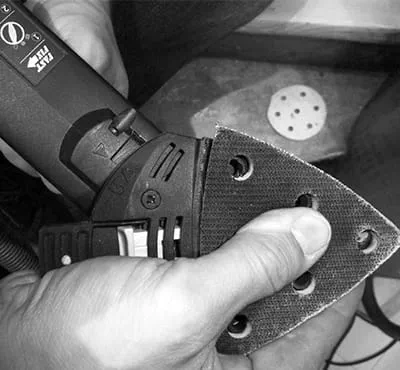 Fitting sanding pads