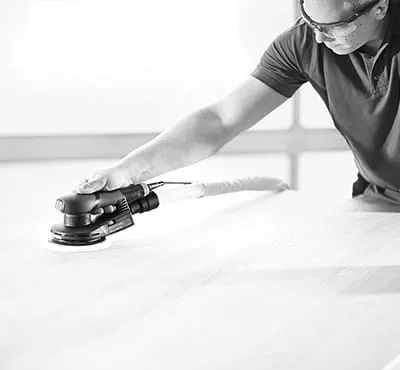 Visible spray, roller or brush patterns