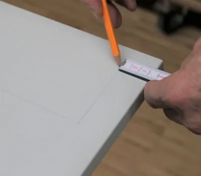 Fitting the infill panel perfectly with the jigsaw