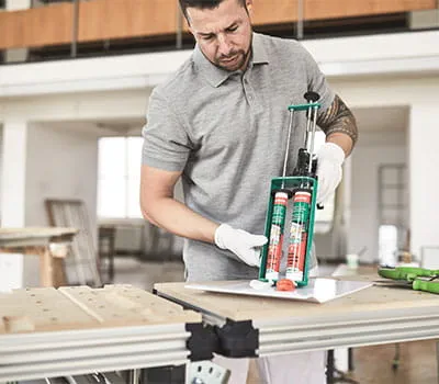 Selecting the wood repair compound