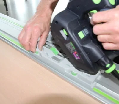 Cutting into the splinter guard