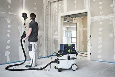 The SYS-PowerStation with the Planex LHS 2 225 long-reach sander. 