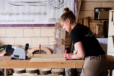 First cuts for Allgäuer Holzliebelei's next project