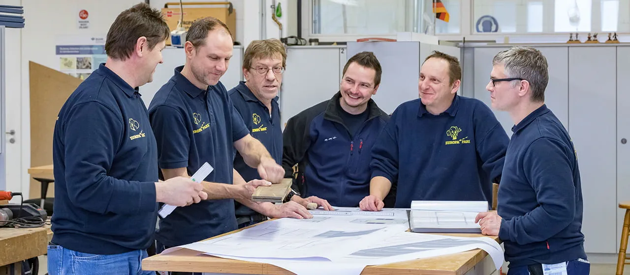 The carpenter team of the Europa-Park