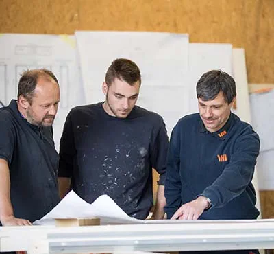 The carpenter of VHB are talking about their projects